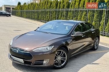 Ліфтбек Tesla Model S 2013 в Одесі фото 6 Ліфтбек Tesla Model S 2013 в Одесі