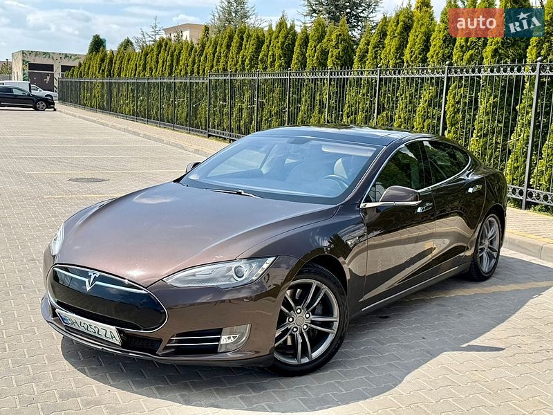 Ліфтбек Tesla Model S 2013 в Одесі фото 6 Ліфтбек Tesla Model S 2013 в Одесі