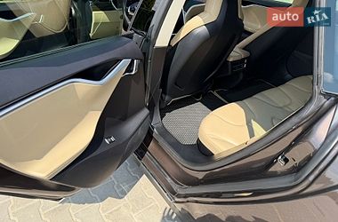 Ліфтбек Tesla Model S 2013 в Одесі фото 31 Ліфтбек Tesla Model S 2013 в Одесі