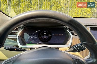 Ліфтбек Tesla Model S 2013 в Одесі фото 36 Ліфтбек Tesla Model S 2013 в Одесі