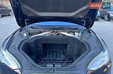 Лифтбек Tesla Model S 2014 в Хмельницком