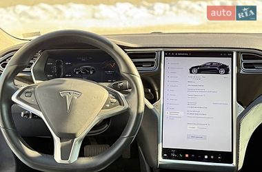 Ліфтбек Tesla Model S 2015 в Львові фото 14 Ліфтбек Tesla Model S 2015 в Львові