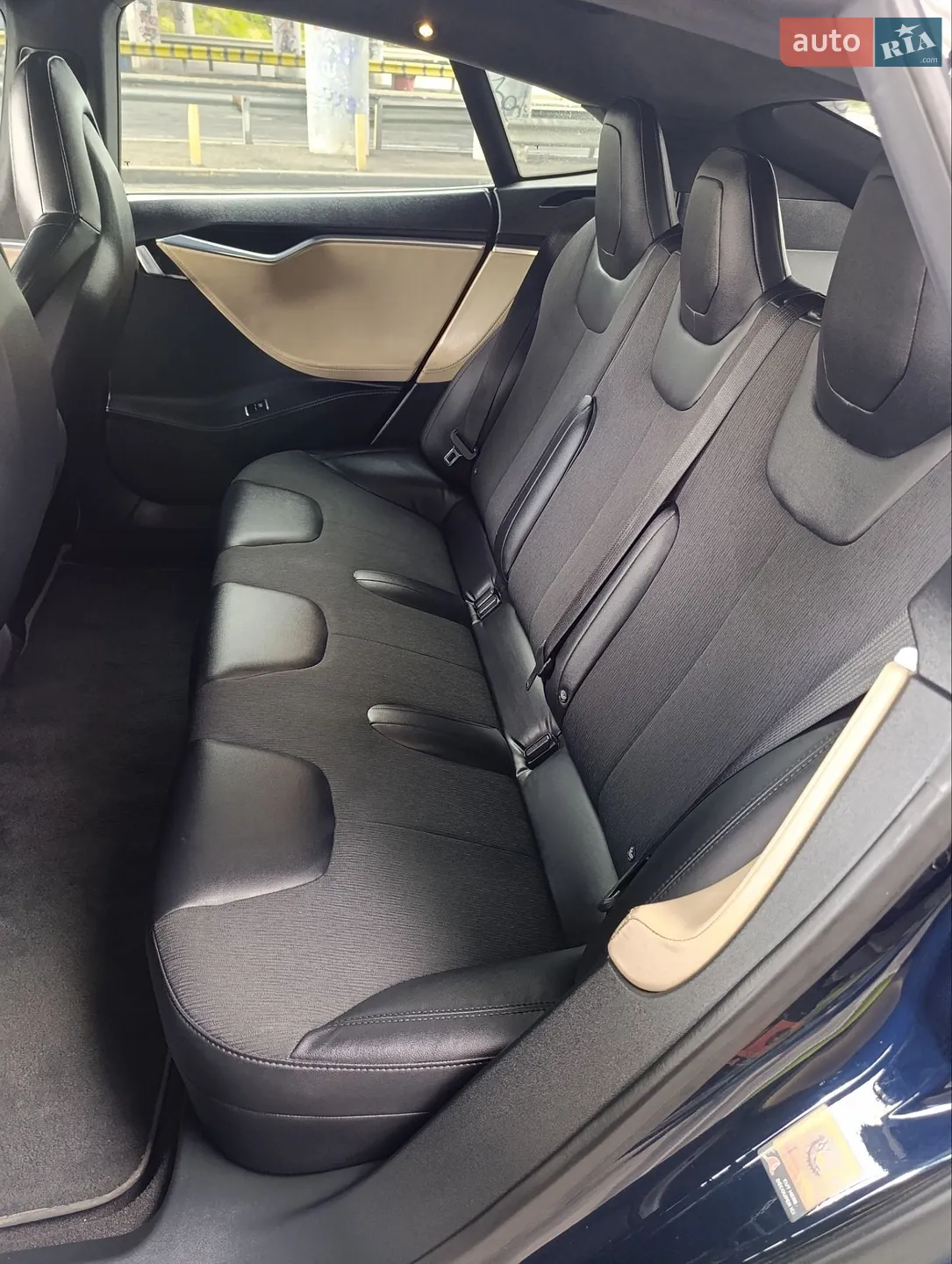 2014 Tesla Model S - мініатюра 18