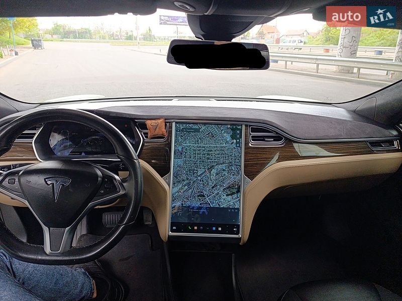 Ліфтбек Tesla Model S 2014 в Одесі