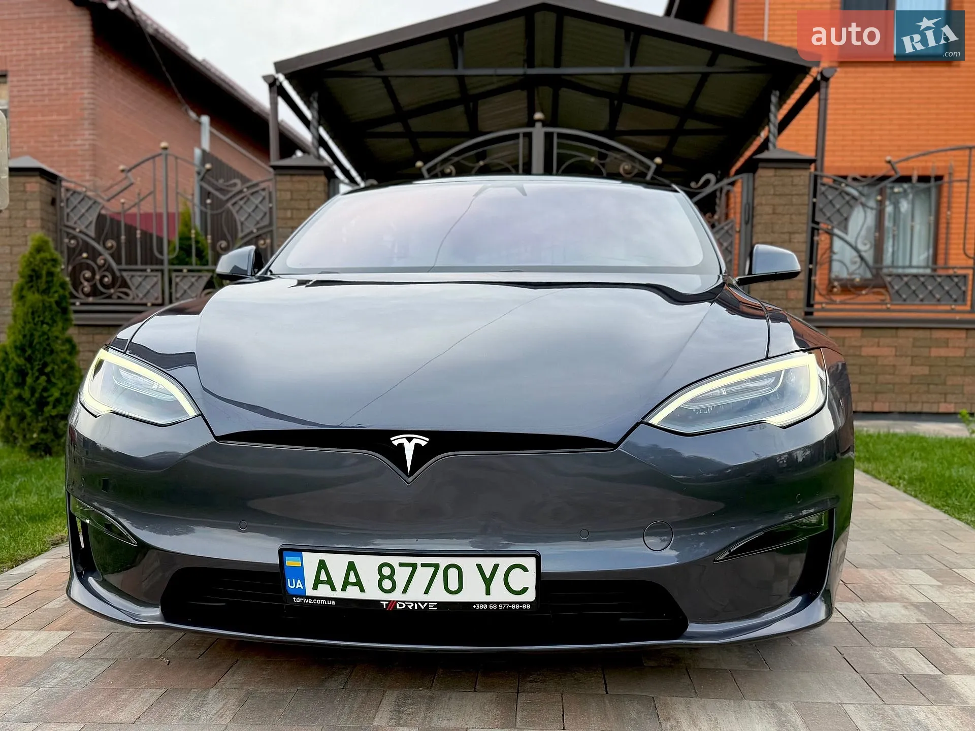 2021 Tesla Model S - мініатюра 17