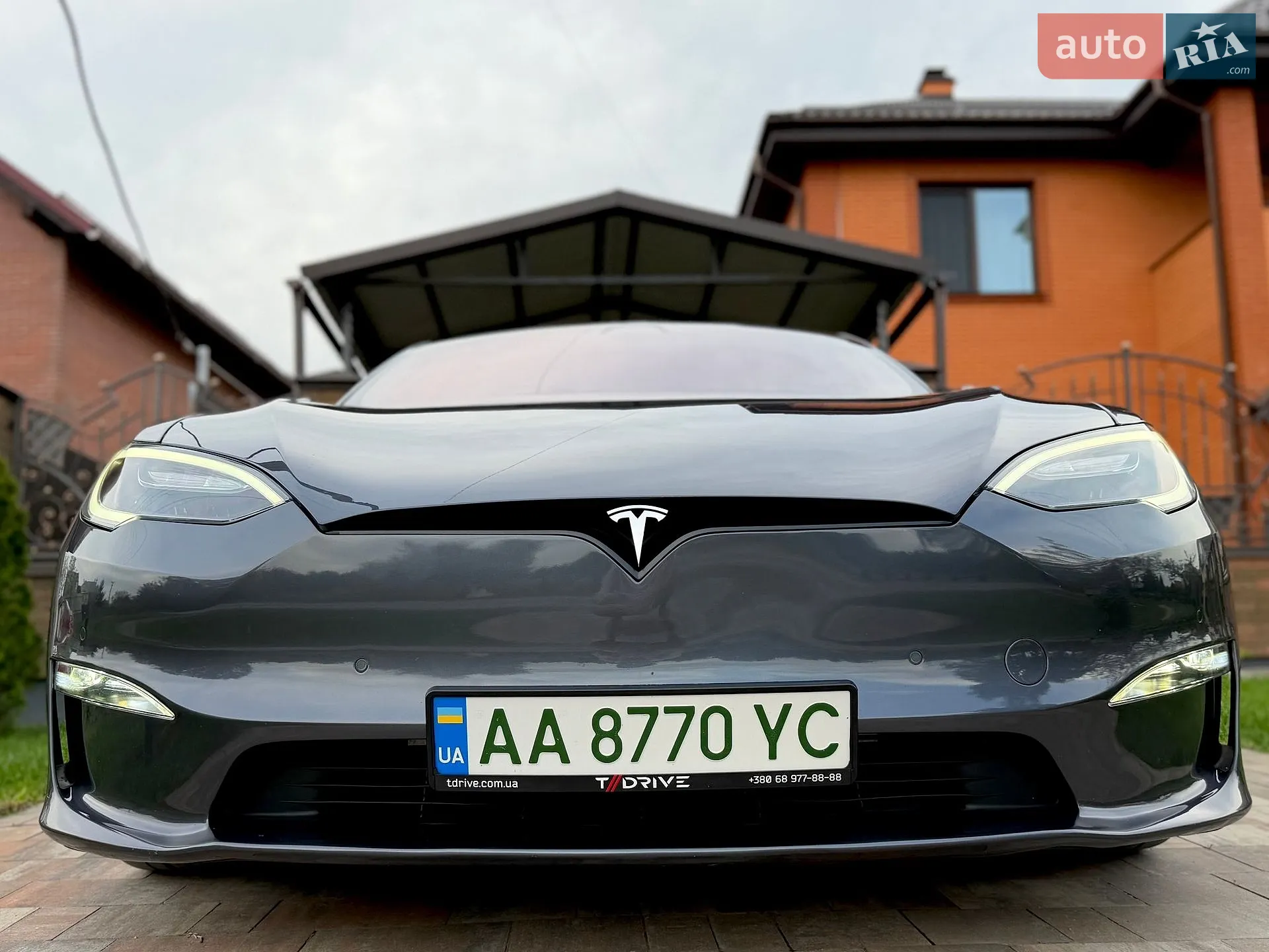 2021 Tesla Model S - мініатюра 19