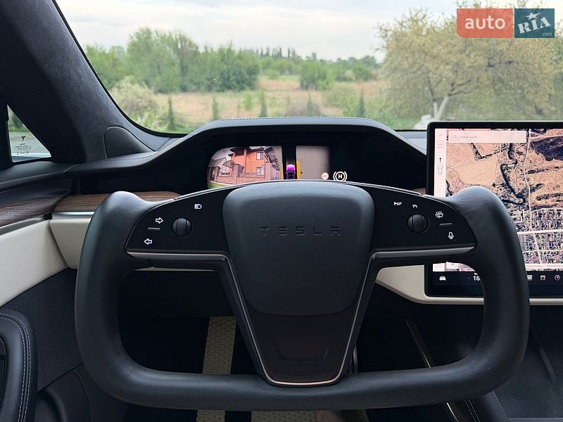Лифтбек Tesla Model S 2021 в Киеве