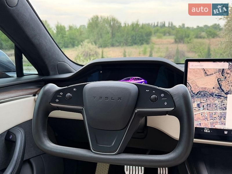 Лифтбек Tesla Model S 2021 в Киеве