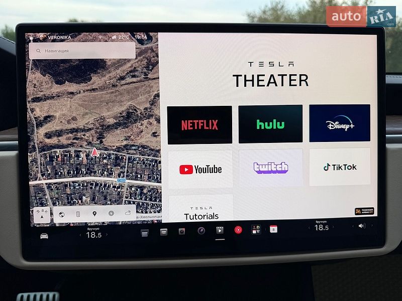 Лифтбек Tesla Model S 2021 в Киеве
