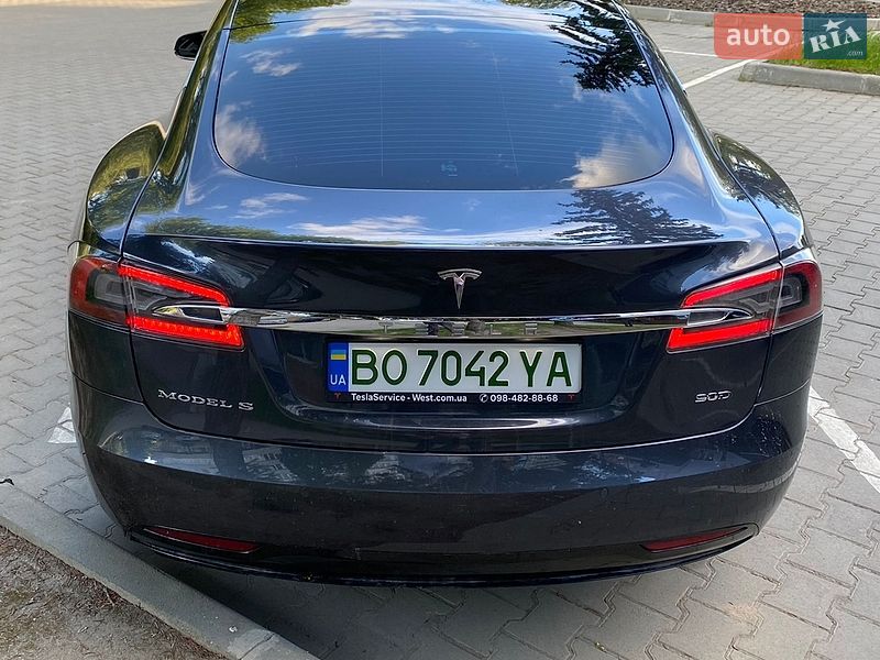 Ліфтбек Tesla Model S 2016 в Тернополі фото 10 Ліфтбек Tesla Model S 2016 в Тернополі
