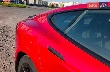 Лифтбек Tesla Model S 2018 в Виннице