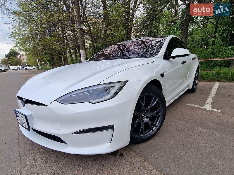 Ліфтбек Tesla Model S 2023 в Одесі