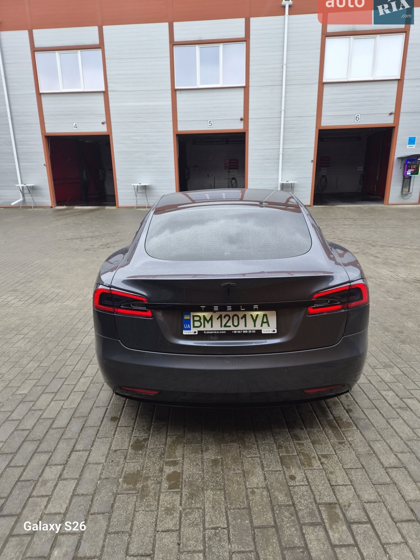 2019 Tesla Model S - мініатюра 8