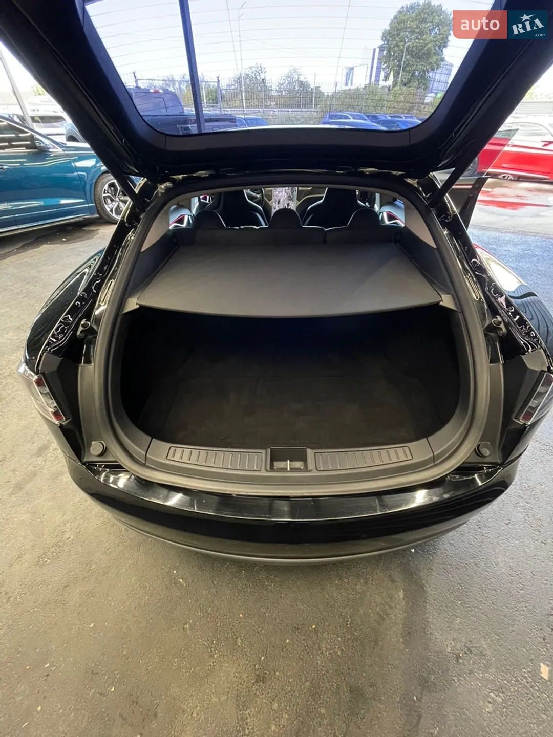 2014 Tesla Model S - мініатюра 16