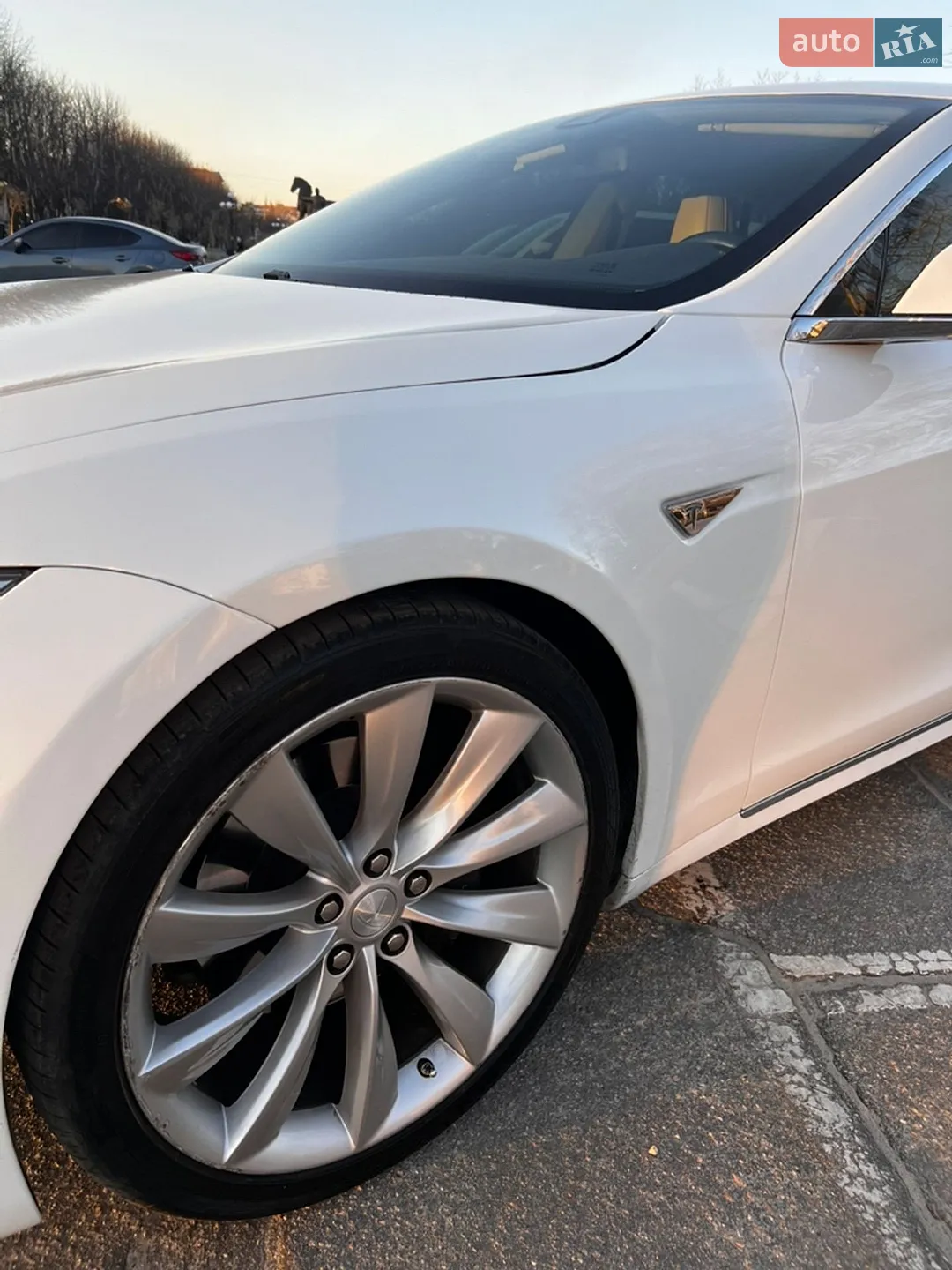 2016 Tesla Model S - мініатюра 11