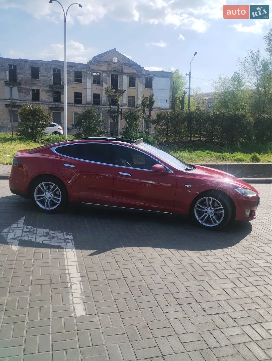 2016 Tesla Model S - мініатюра 15