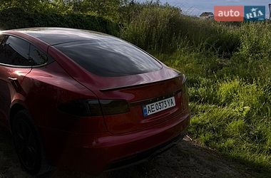 Ліфтбек Tesla Model S 2023 в Новомосковську