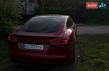 Ліфтбек Tesla Model S 2023 в Новомосковську