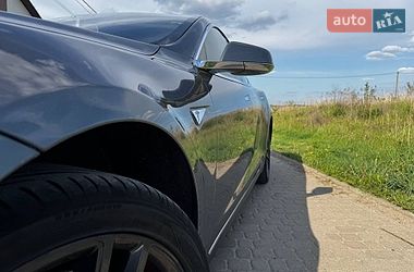 Лифтбек Tesla Model S 2014 в Ровно