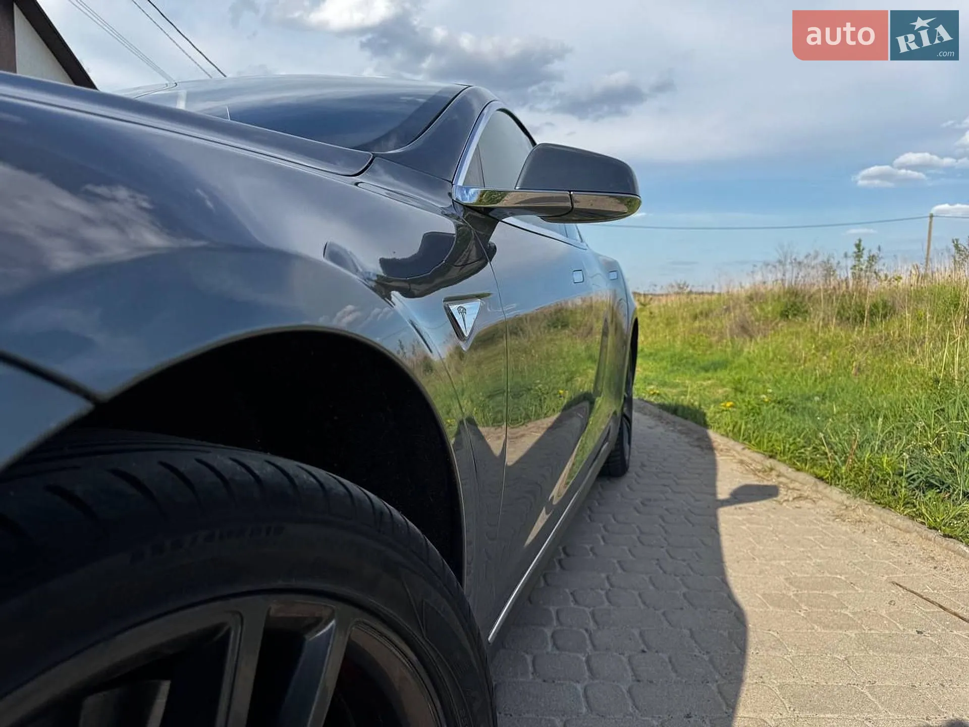 2014 Tesla Model S - мініатюра 12