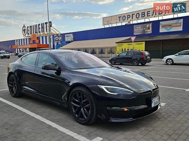 Tesla Model S 2024