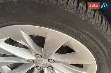 Ліфтбек Tesla Model S 2017 в Кременчуці