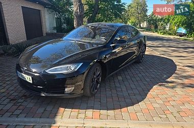 Лифтбек Tesla Model S 2015 в Одессе