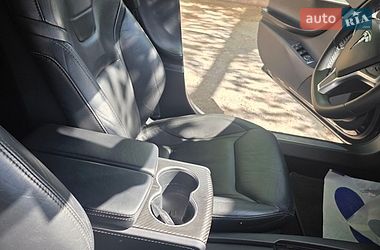 Лифтбек Tesla Model S 2015 в Одессе