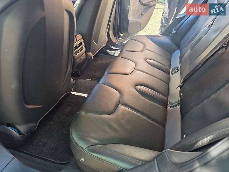 Лифтбек Tesla Model S 2015 в Одессе