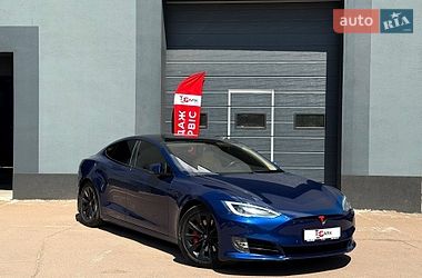 Ліфтбек Tesla Model S 2018 в Києві