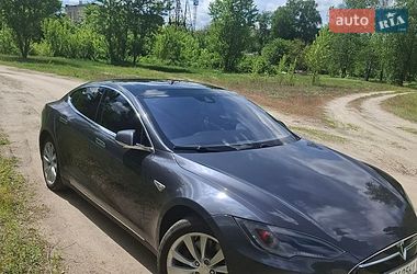 Лифтбек Tesla Model S 2015 в Харькове фото 7 Лифтбек Tesla Model S 2015 в Харькове