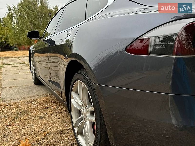 Лифтбек Tesla Model S 2014 в Харькове фото 3 Лифтбек Tesla Model S 2014 в Харькове
