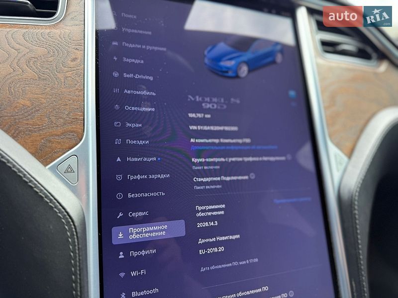 Лифтбек Tesla Model S 2017 в Ивано-Франковске