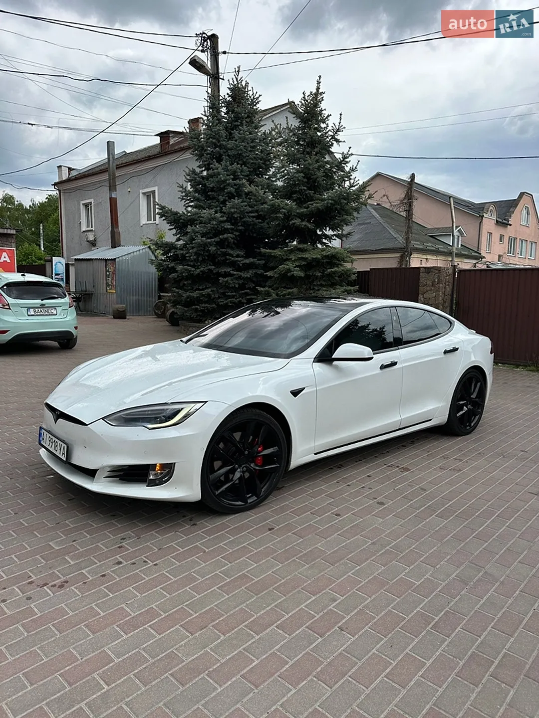 2018 Tesla Model S - фото 1