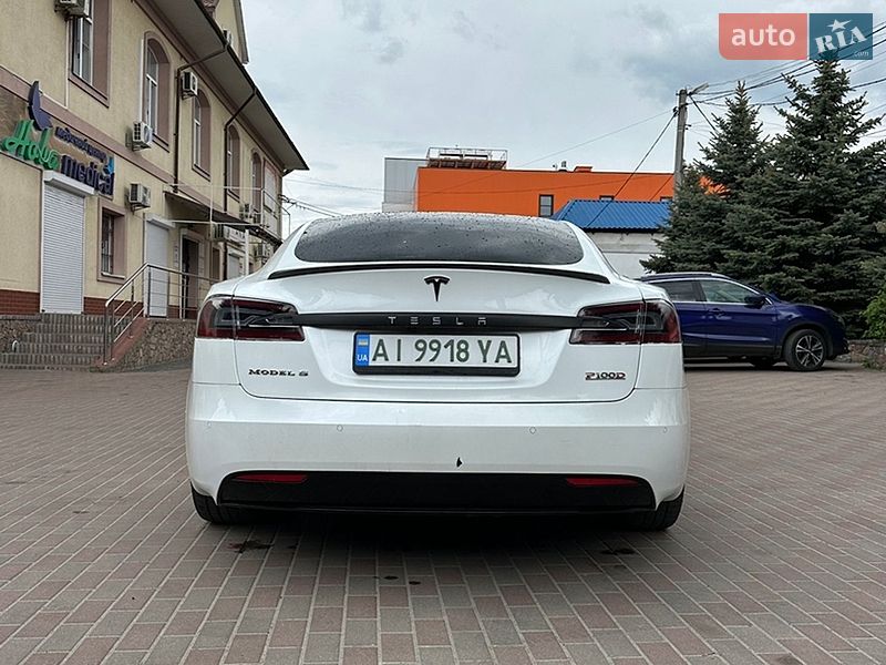 Лифтбек Tesla Model S 2018 в Василькове