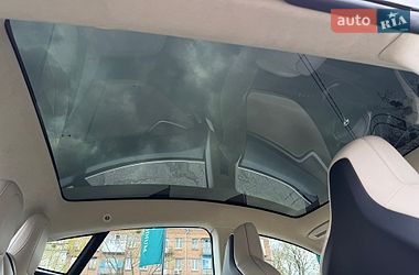 Ліфтбек Tesla Model S 2018 в Києві