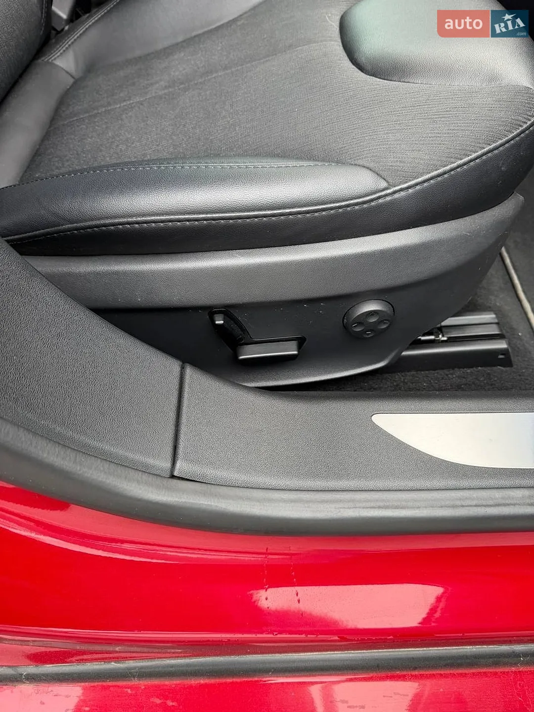 2016 Tesla Model S - мініатюра 26