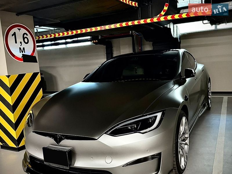 Ліфтбек Tesla Model S 2021 в Одесі