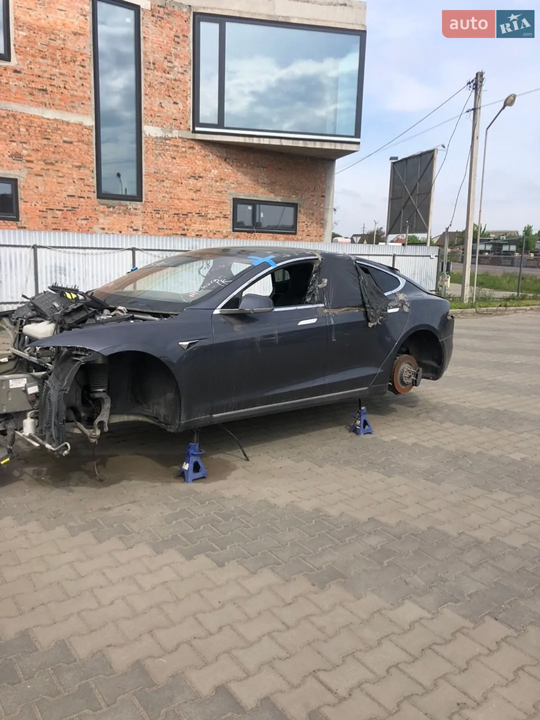 2017 Tesla Model S - мініатюра 8