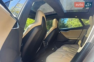 Лифтбек Tesla Model S 2015 в Киеве фото 6 Лифтбек Tesla Model S 2015 в Киеве