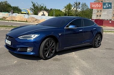 Лифтбек Tesla Model S 2019 в Броварах