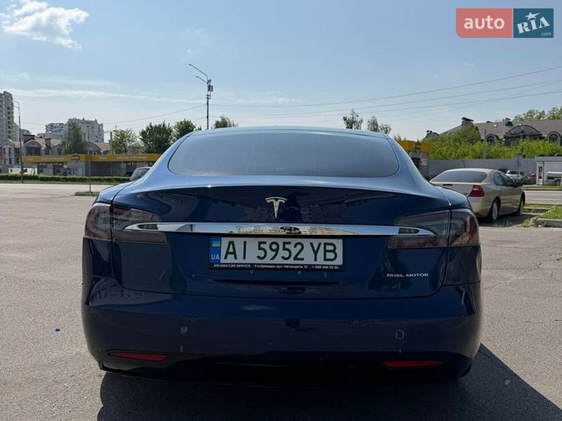 Лифтбек Tesla Model S 2019 в Броварах