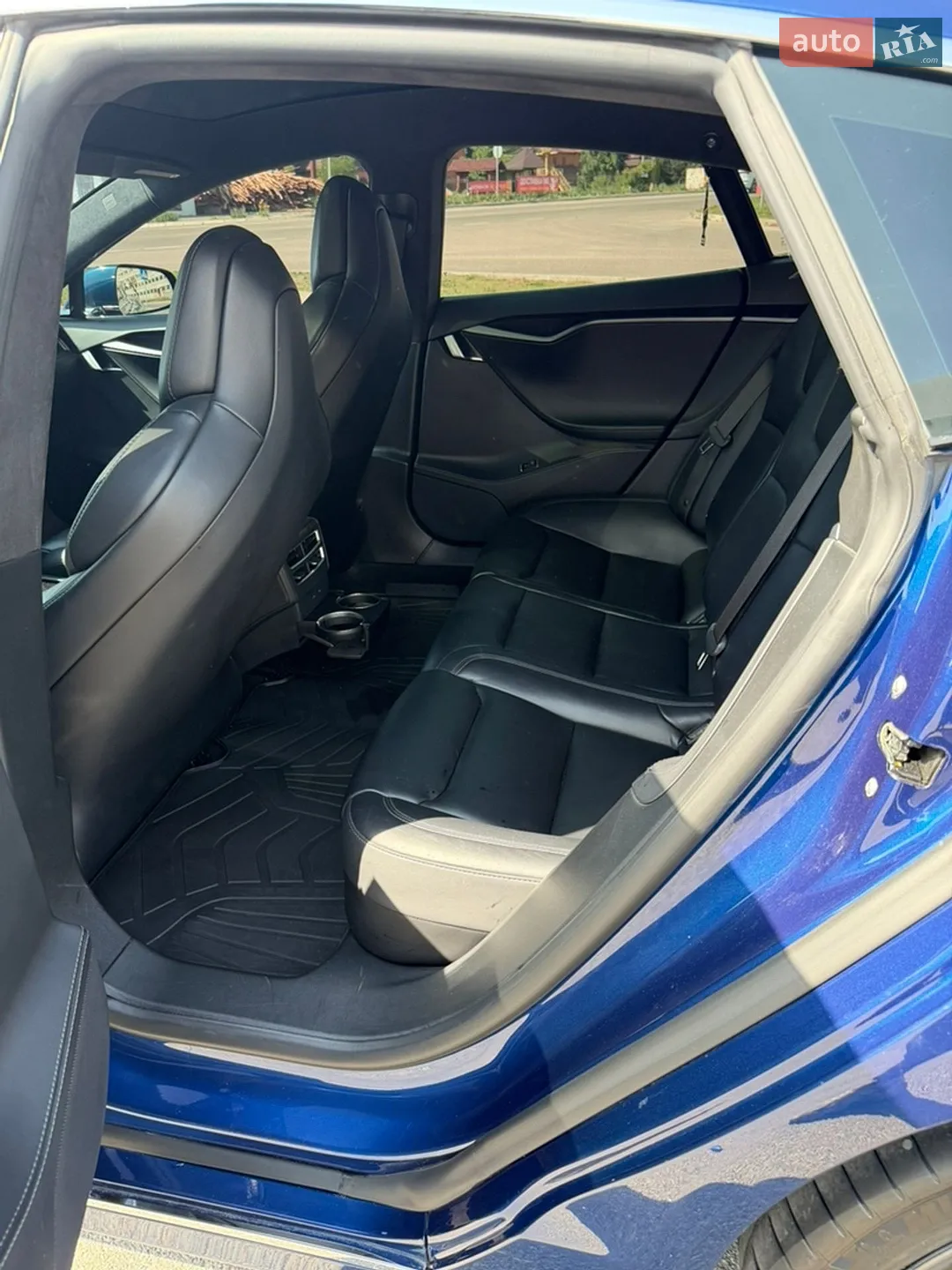 2019 Tesla Model S - мініатюра 9