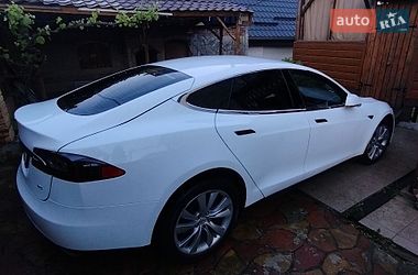 Лифтбек Tesla Model S 2014 в Хмельницком фото 14 Лифтбек Tesla Model S 2014 в Хмельницком