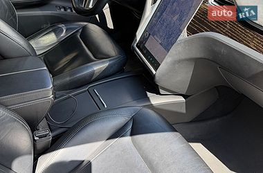 Ліфтбек Tesla Model S 2016 в Тячеві
