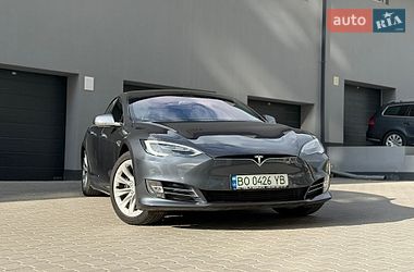 Ліфтбек Tesla Model S 2019 в Тернополі