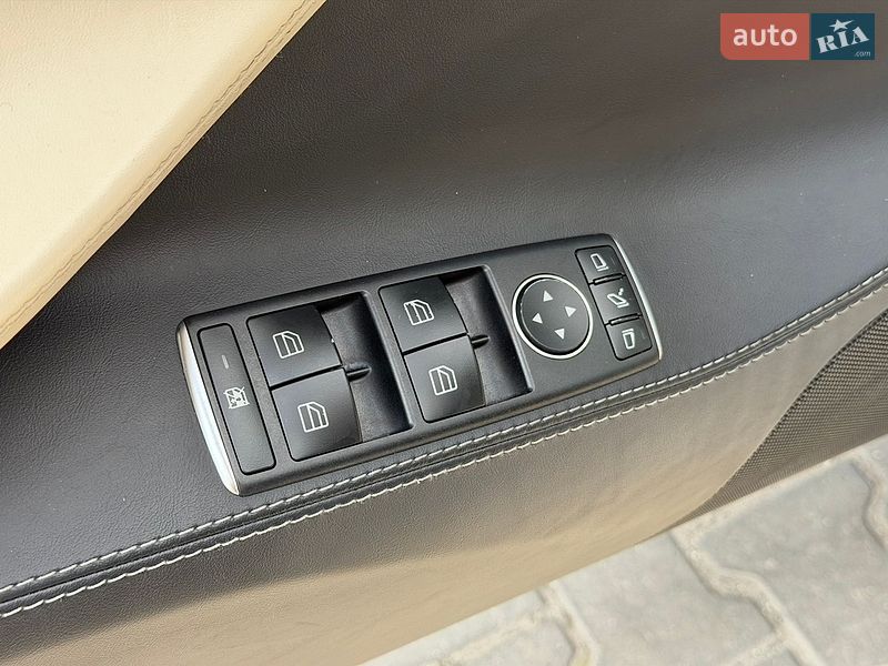 Лифтбек Tesla Model S 2019 в Тернополе