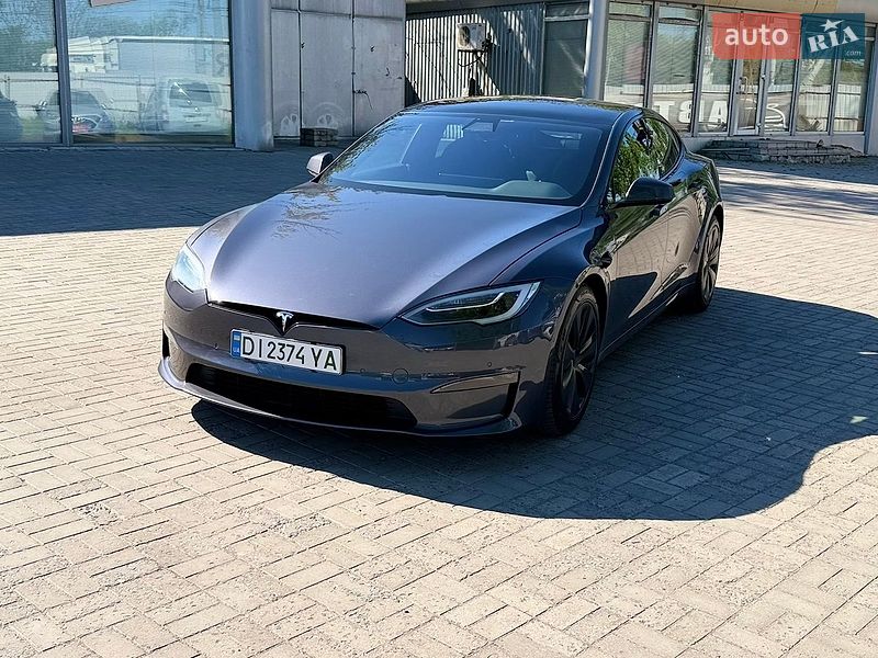 Ліфтбек Tesla Model S 2021 в Дніпрі