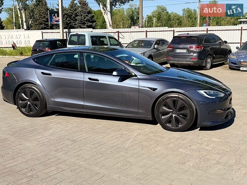 Ліфтбек Tesla Model S 2021 в Дніпрі фото 6 Ліфтбек Tesla Model S 2021 в Дніпрі