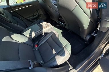 Ліфтбек Tesla Model S 2021 в Дніпрі